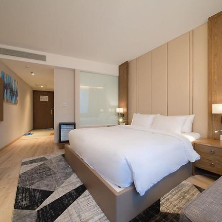Rollton Ocean View Apartment На Транг Екстериор снимка