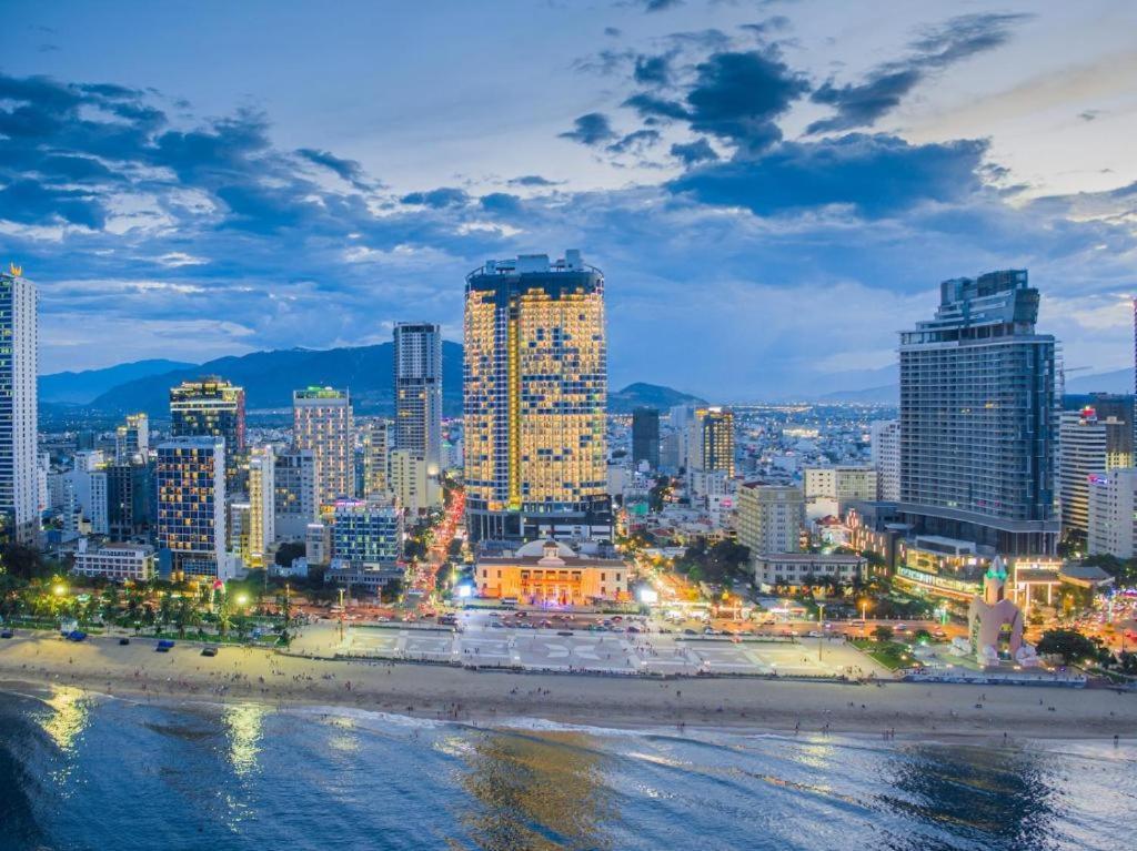 Rollton Ocean View Apartment На Транг Екстериор снимка