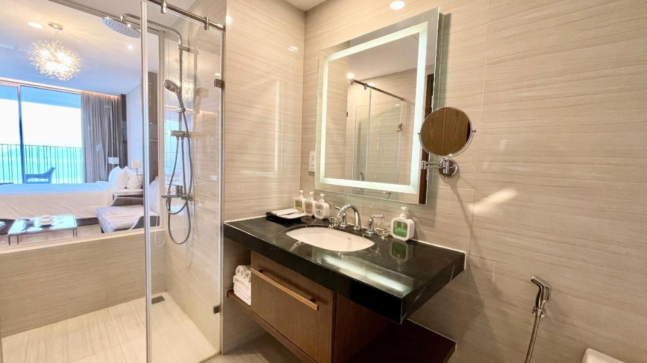 Rollton Ocean View Apartment На Транг Екстериор снимка